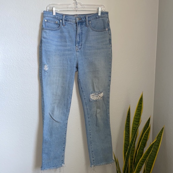 Madewell The Perfect Vintage Jean in Coffey Wash: Worn-In Edition Raw Hem 31 - Picture 3 of 9